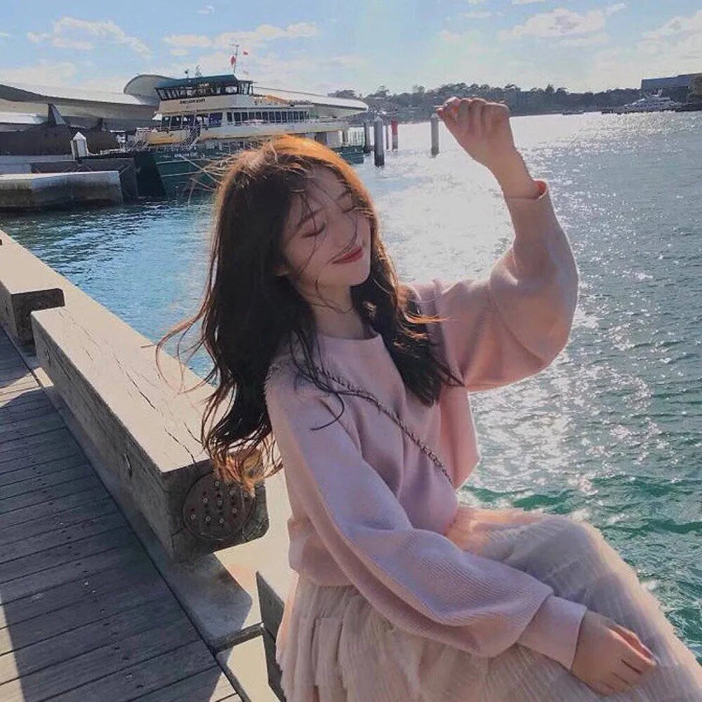 妓女。演员。皮条客